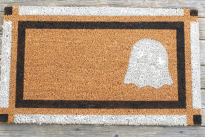 How to Stencil an Outdoor Doormat - My Family Thyme