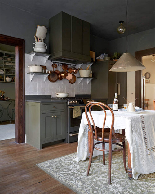 18 Beautiful Dark & Moody Kitchens • White Oak & Linen Design Co ...