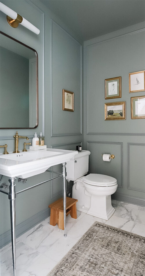 18 Beautiful Dark & Moody Bathrooms • White Oak & Linen Design Co ...