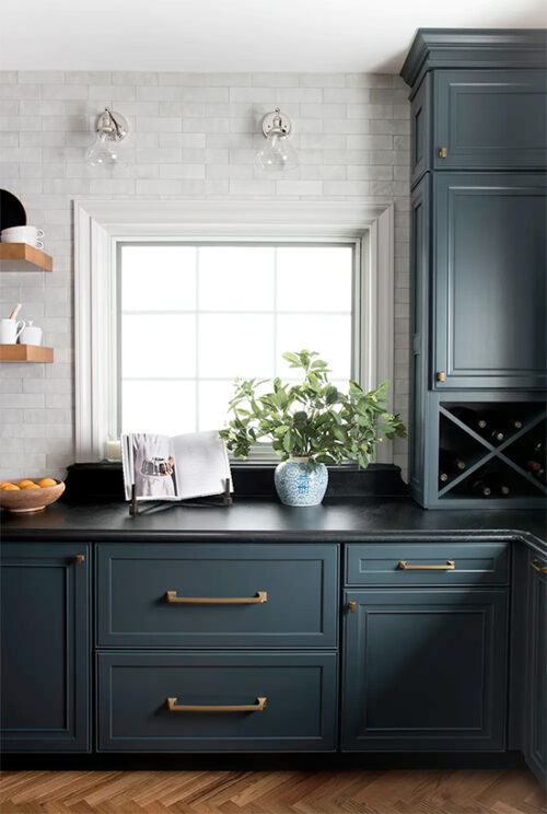 18 Beautiful Dark & Moody Kitchens • White Oak & Linen Design Co ...